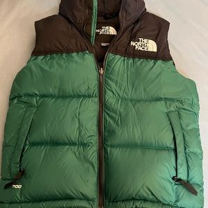 TNF the north face nuptse vest women size m , worn once only